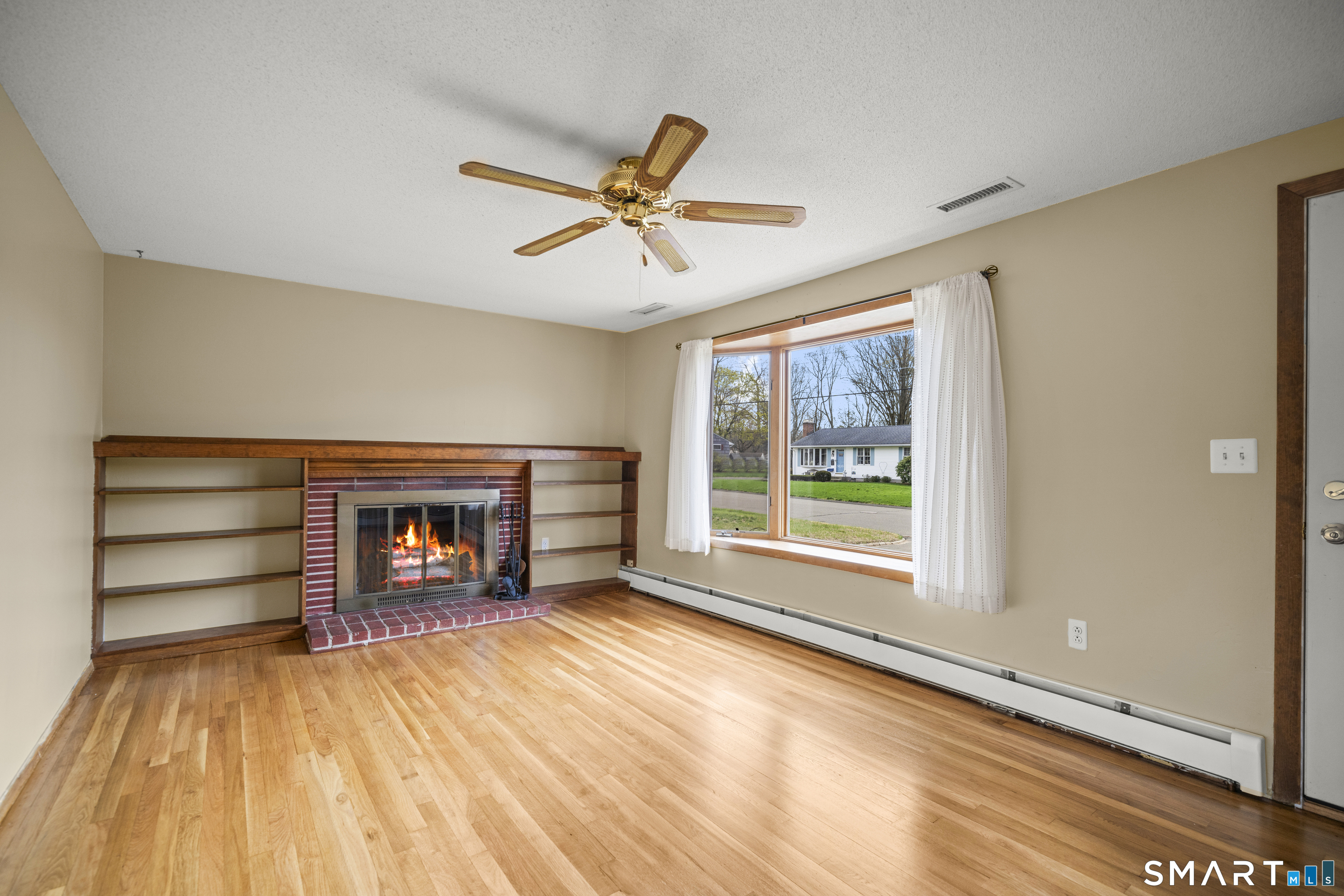 10 Nevins Avenue Enfield CT 06082