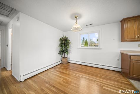 10 Nevins Avenue Enfield CT 06082