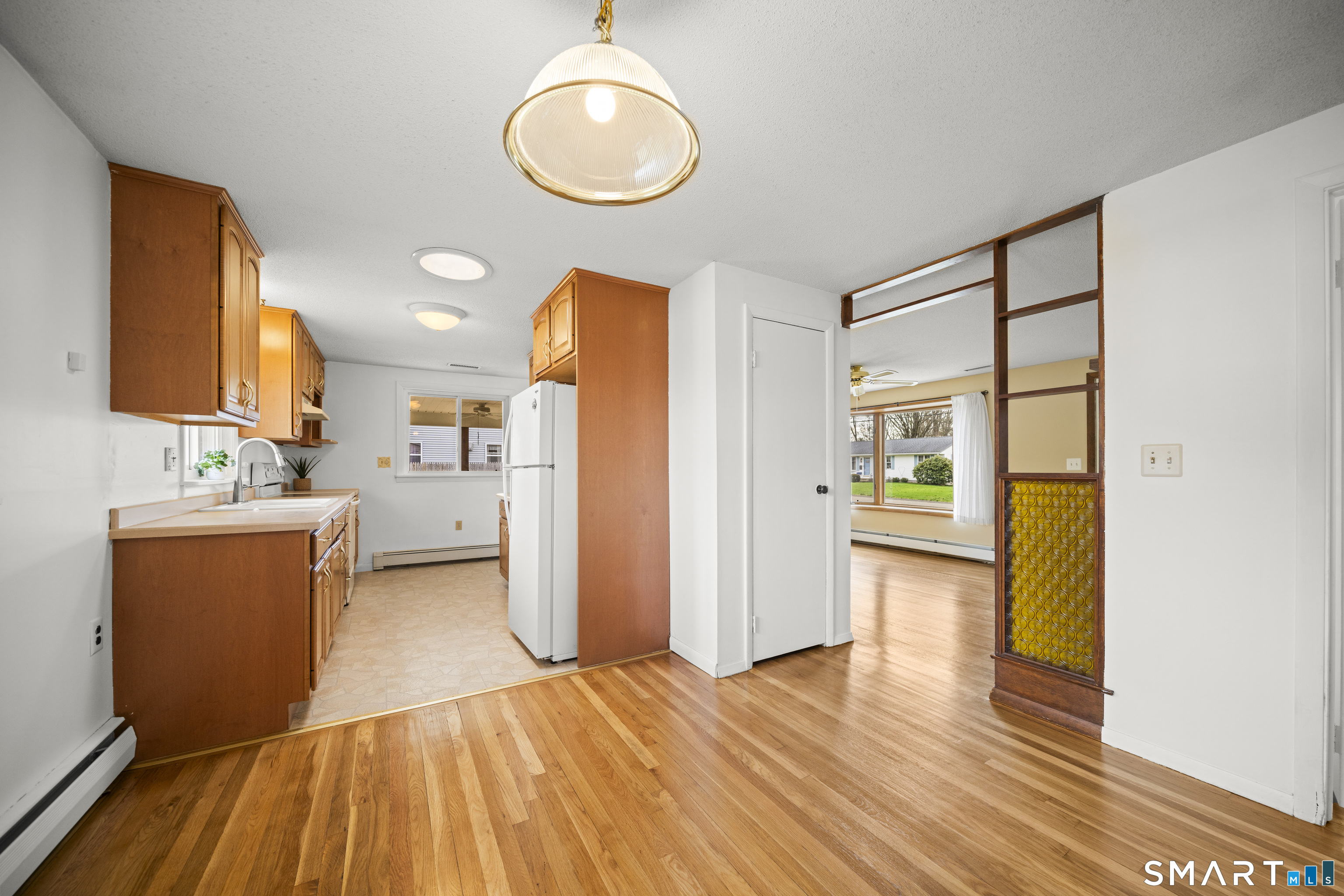 10 Nevins Avenue Enfield CT 06082