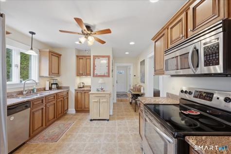51 Ocean View Avenue Groton CT 06355