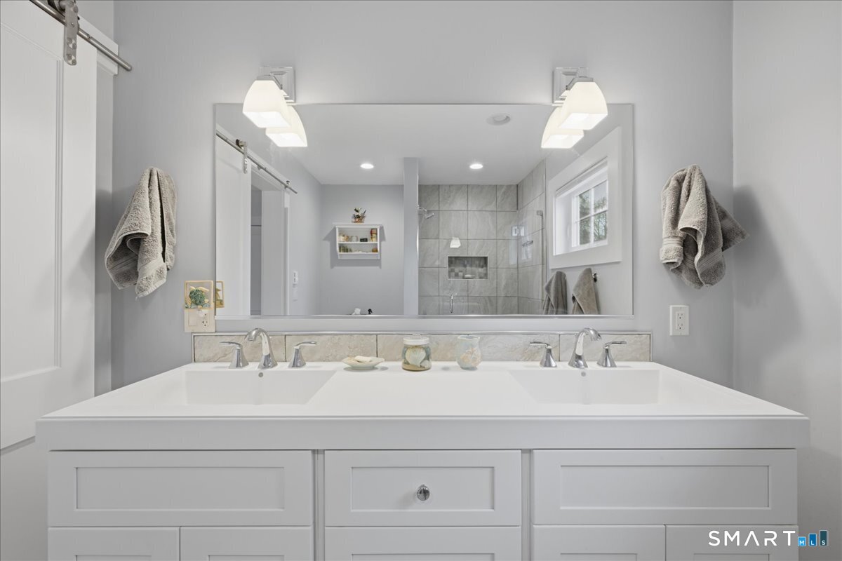 51 Ocean View Avenue Groton CT 06355