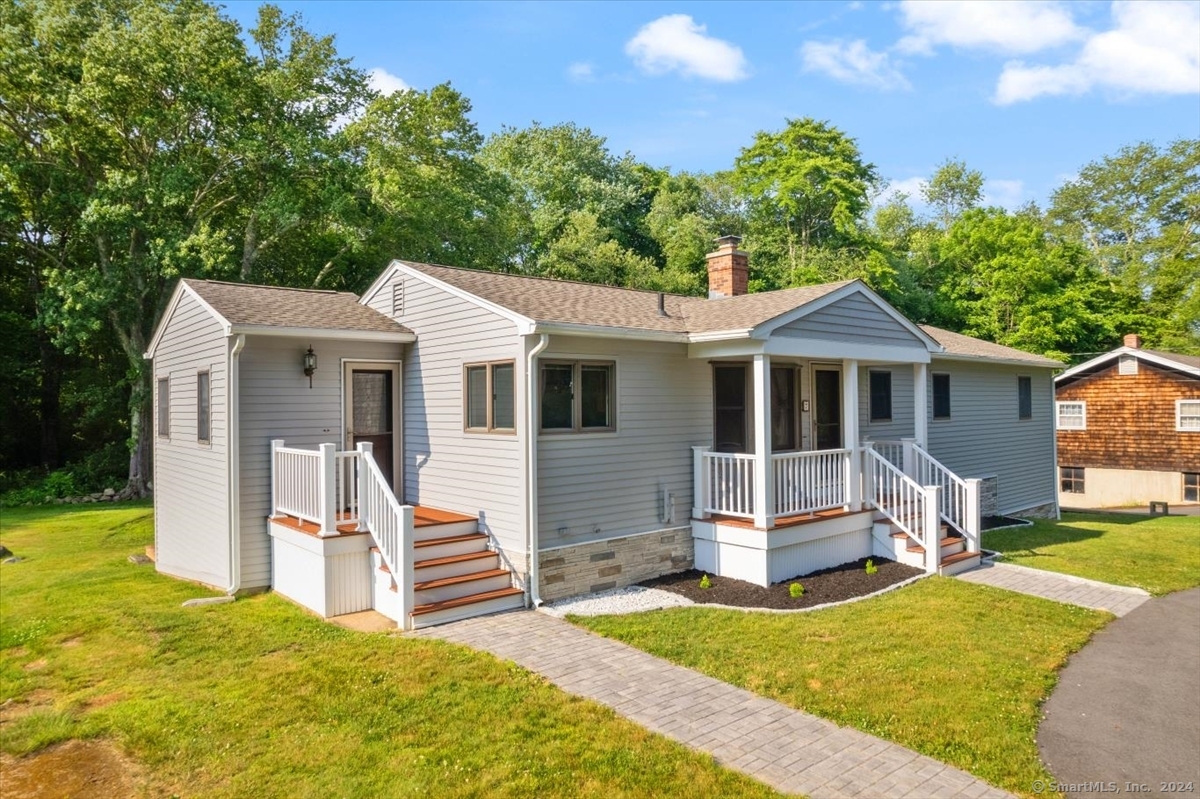 7 Old Black Point Road East Lyme CT 06357
