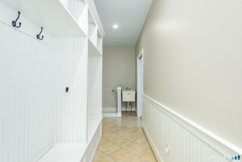 32 Pease Farm Road Ellington CT 06029