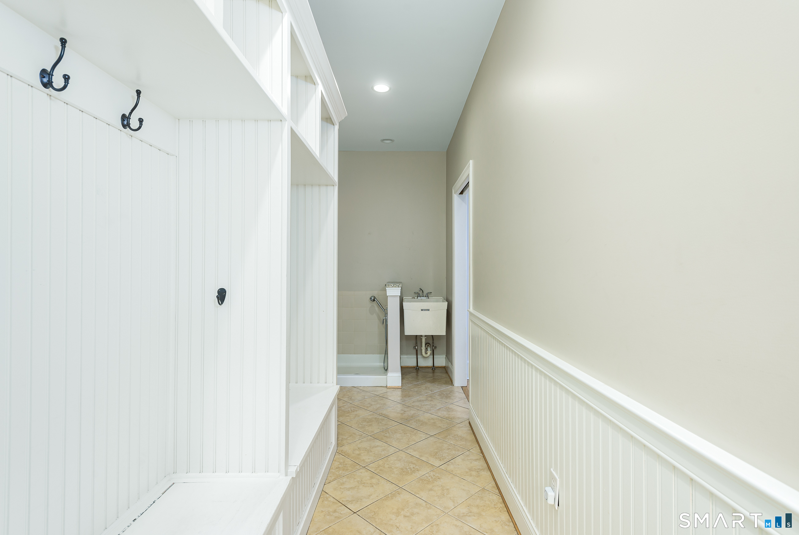 32 Pease Farm Road Ellington CT 06029