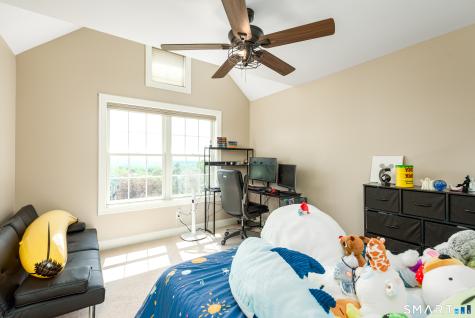 32 Pease Farm Road Ellington CT 06029