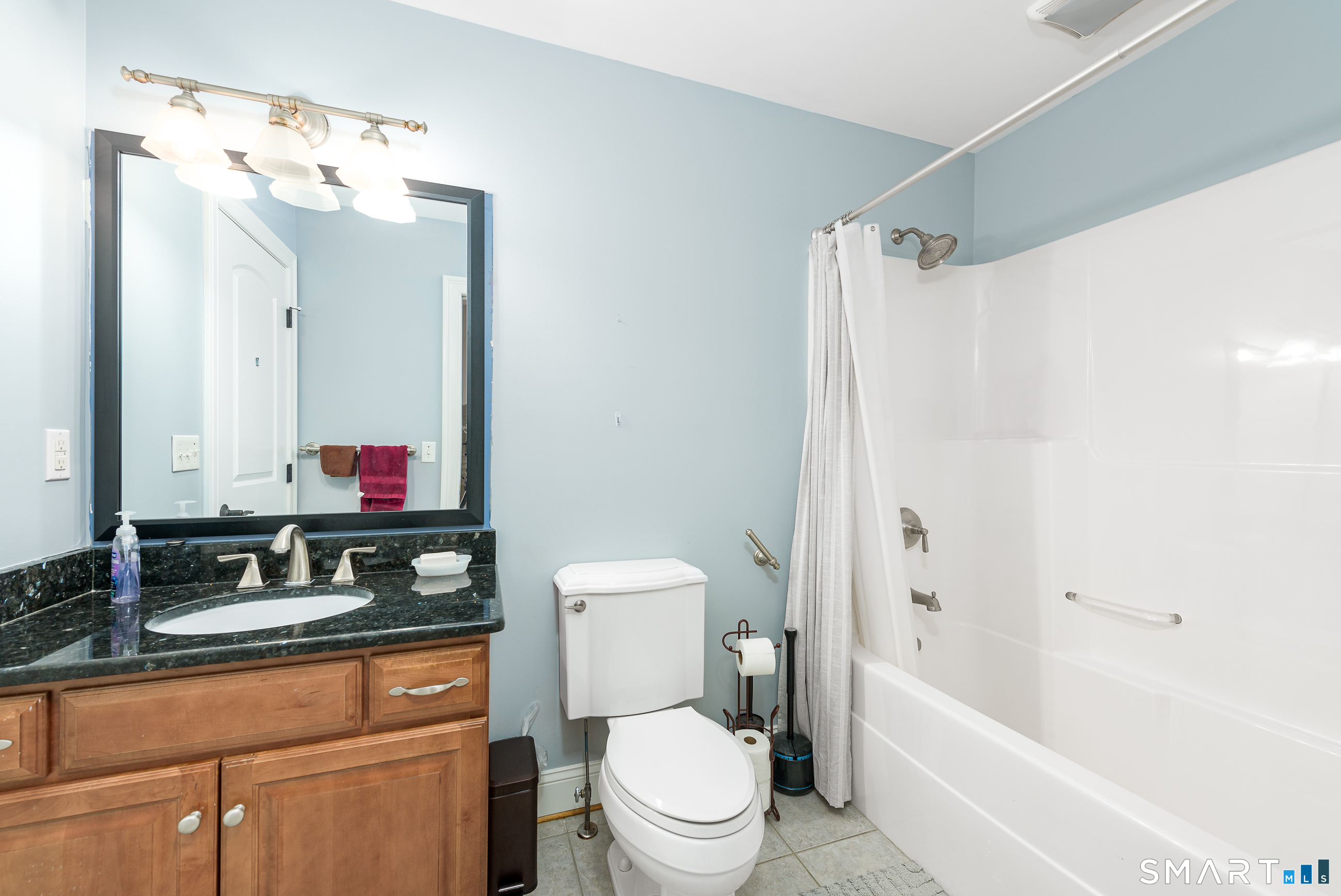 32 Pease Farm Road Ellington CT 06029