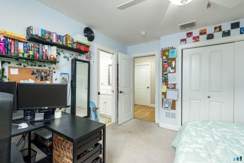 32 Pease Farm Road Ellington CT 06029