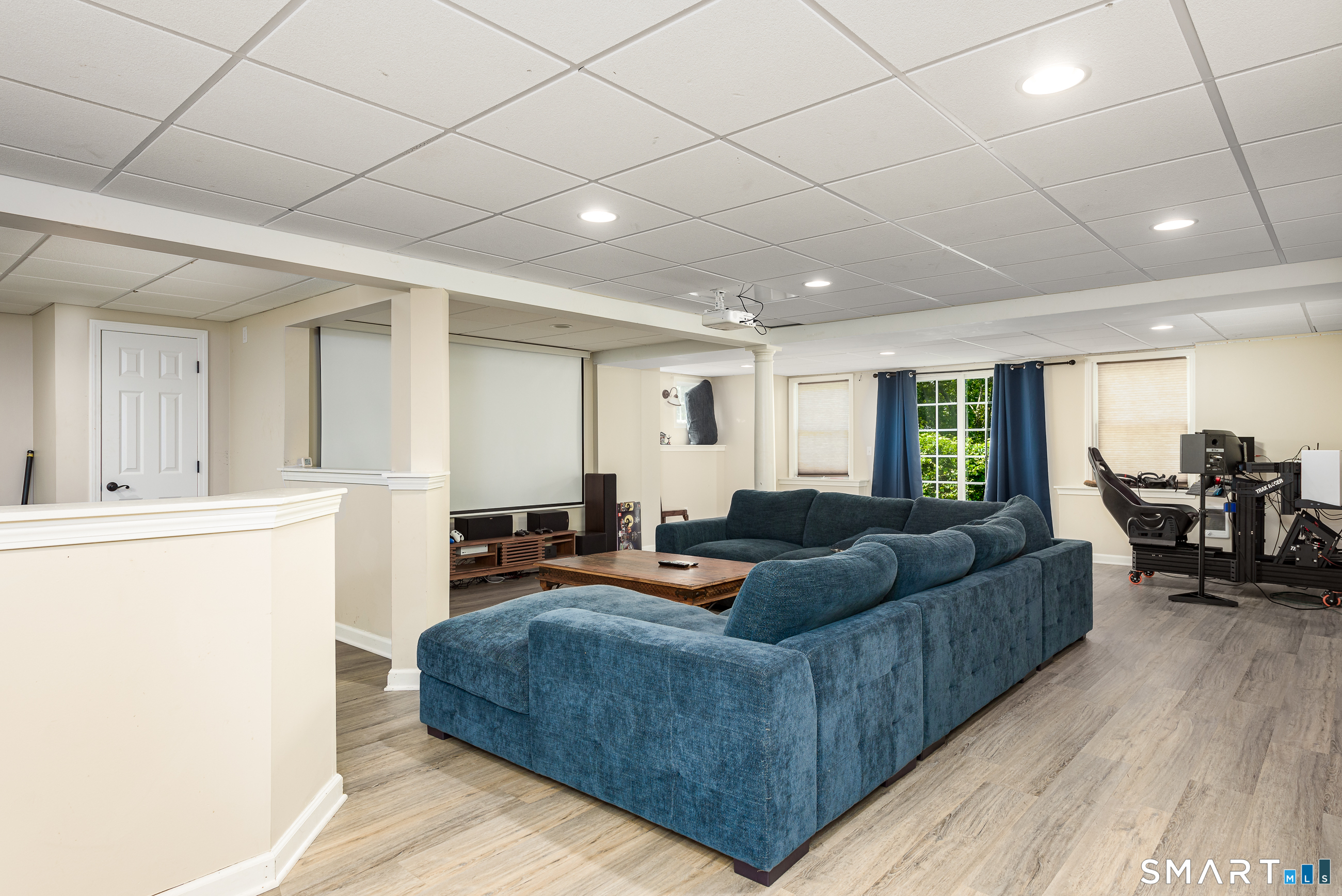 32 Pease Farm Road Ellington CT 06029