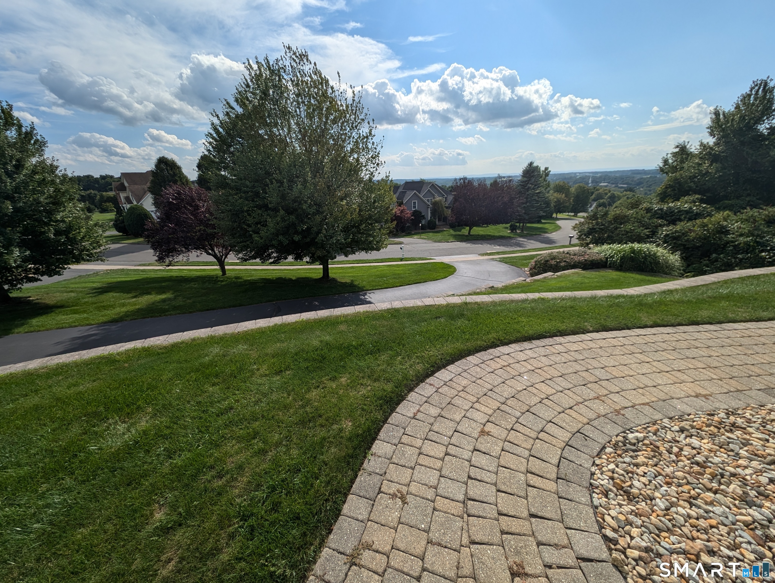 32 Pease Farm Road Ellington CT 06029