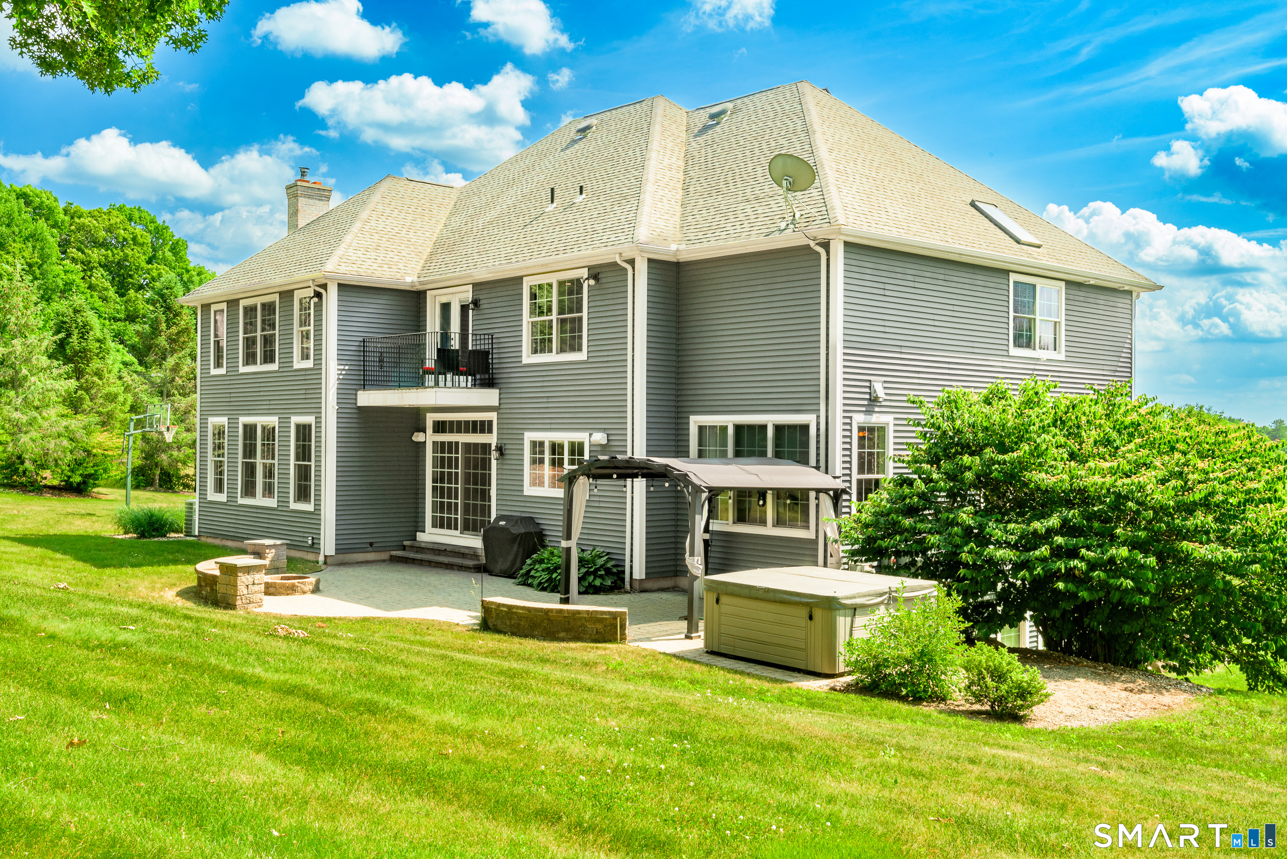 32 Pease Farm Road Ellington CT 06029