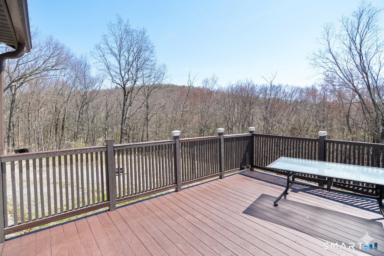 17 Rain Dance Circle Naugatuck CT 06770