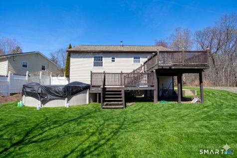 17 Rain Dance Circle Naugatuck CT 06770