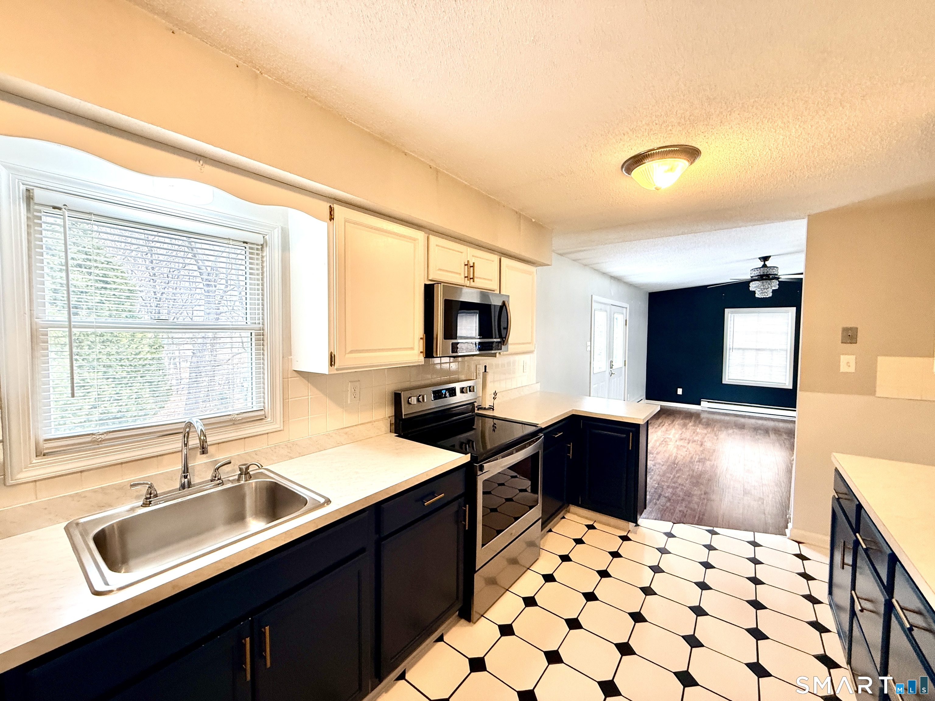 33-D Laurel Point Drive Montville CT 06370