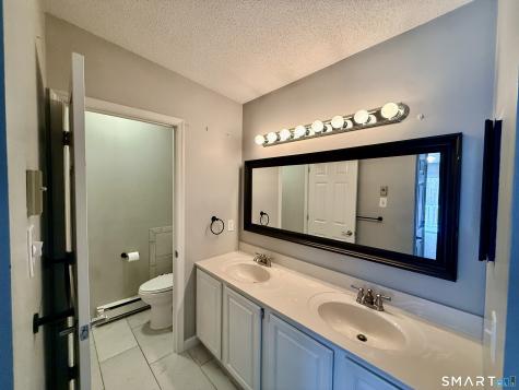 33-D Laurel Point Drive Montville CT 06370