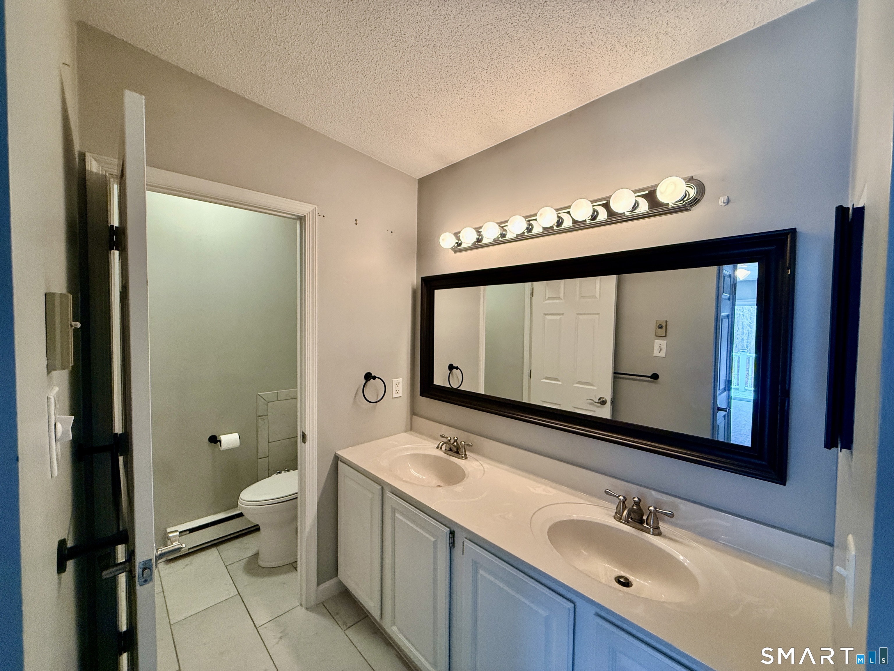 33-D Laurel Point Drive Montville CT 06370