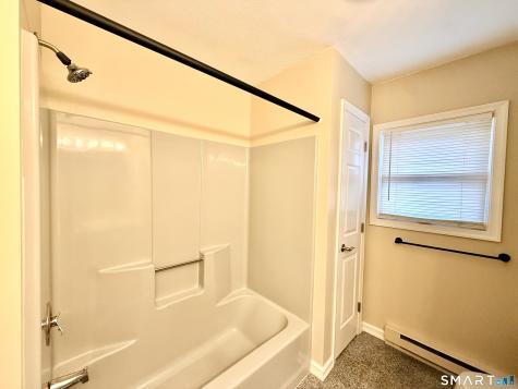 33-D Laurel Point Drive Montville CT 06370