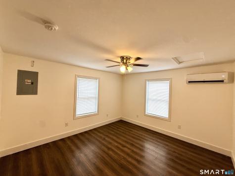 33-D Laurel Point Drive Montville CT 06370