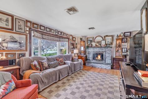 23 Surrey Drive Shelton CT 06484