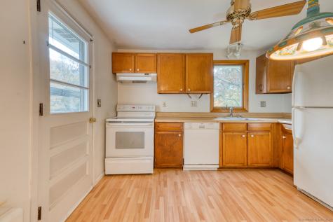 80 Farmstead Avenue Groton CT 06355