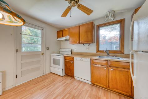 80 Farmstead Avenue Groton CT 06355