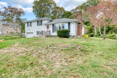 80 Farmstead Avenue Groton CT 06355