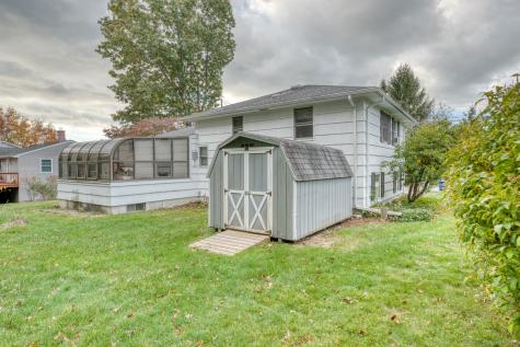 80 Farmstead Avenue Groton CT 06355