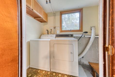 80 Farmstead Avenue Groton CT 06355