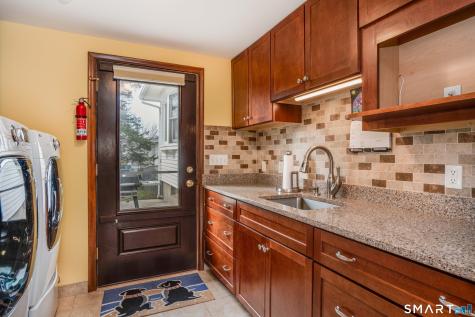 118 Tremont Street Newington CT 06111