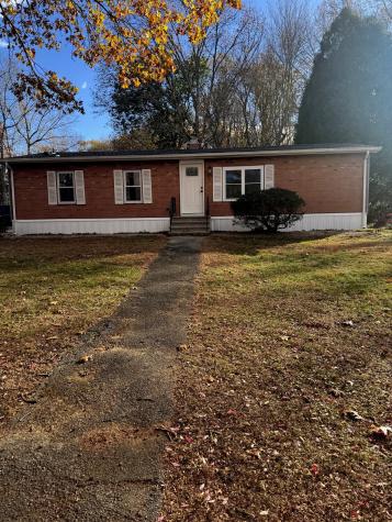 68 Colchester Commons Colchester CT 06415