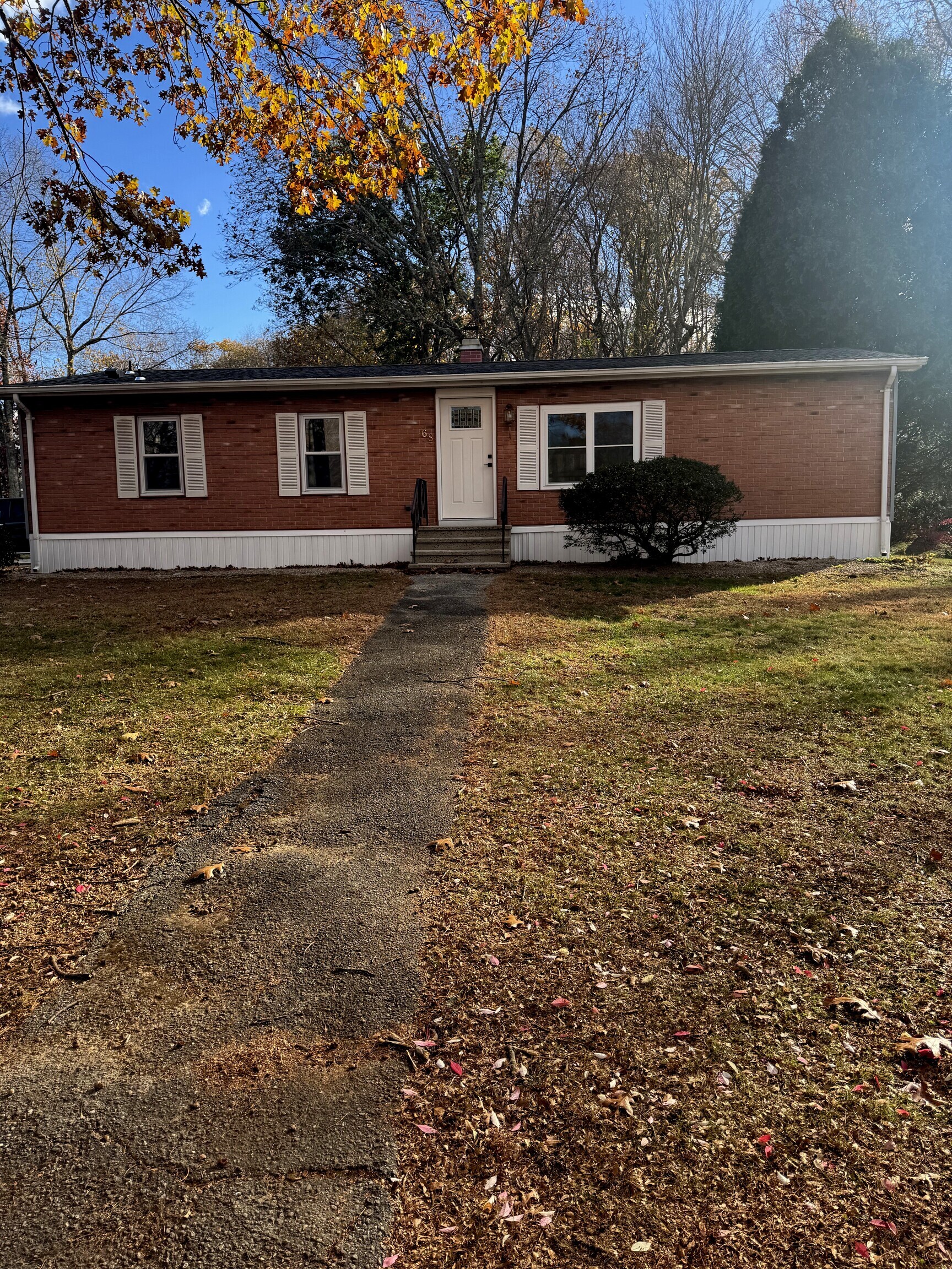 68 Colchester Commons Colchester CT 06415