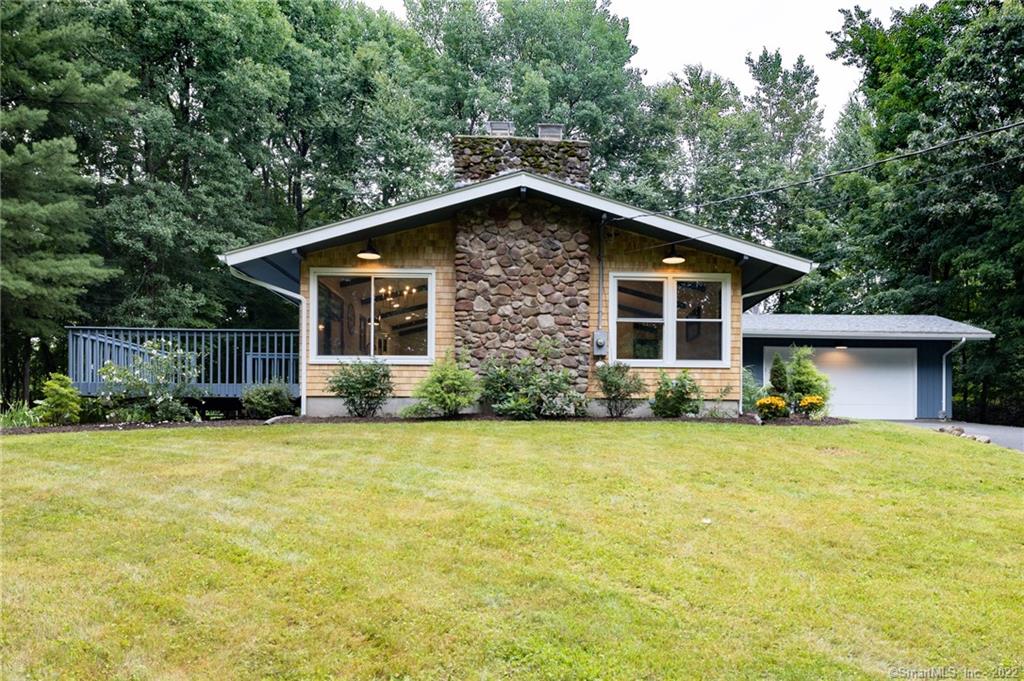 872 West Avon Road Avon CT 06001