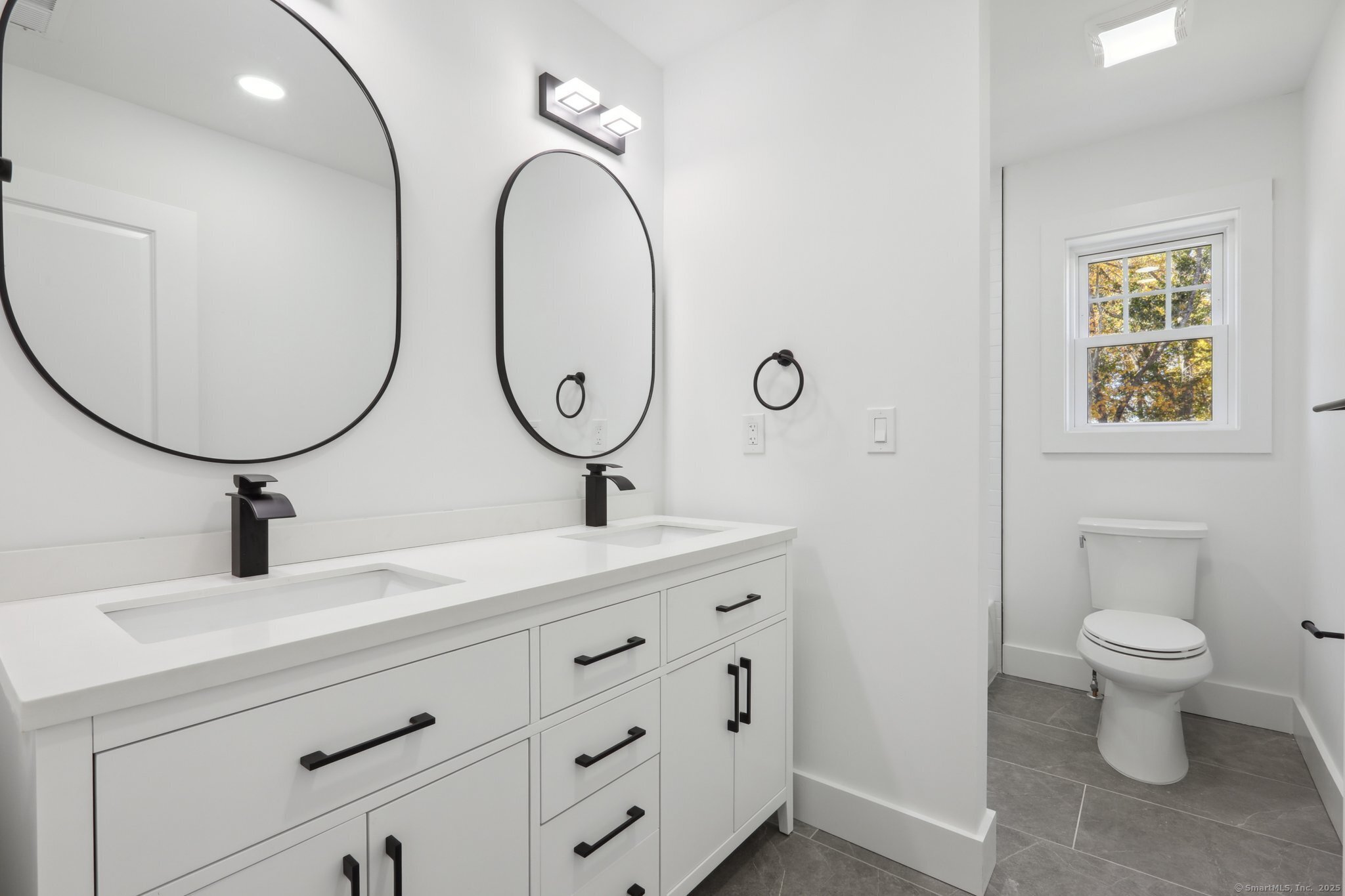 19A Apache Drive Brookfield CT 06804