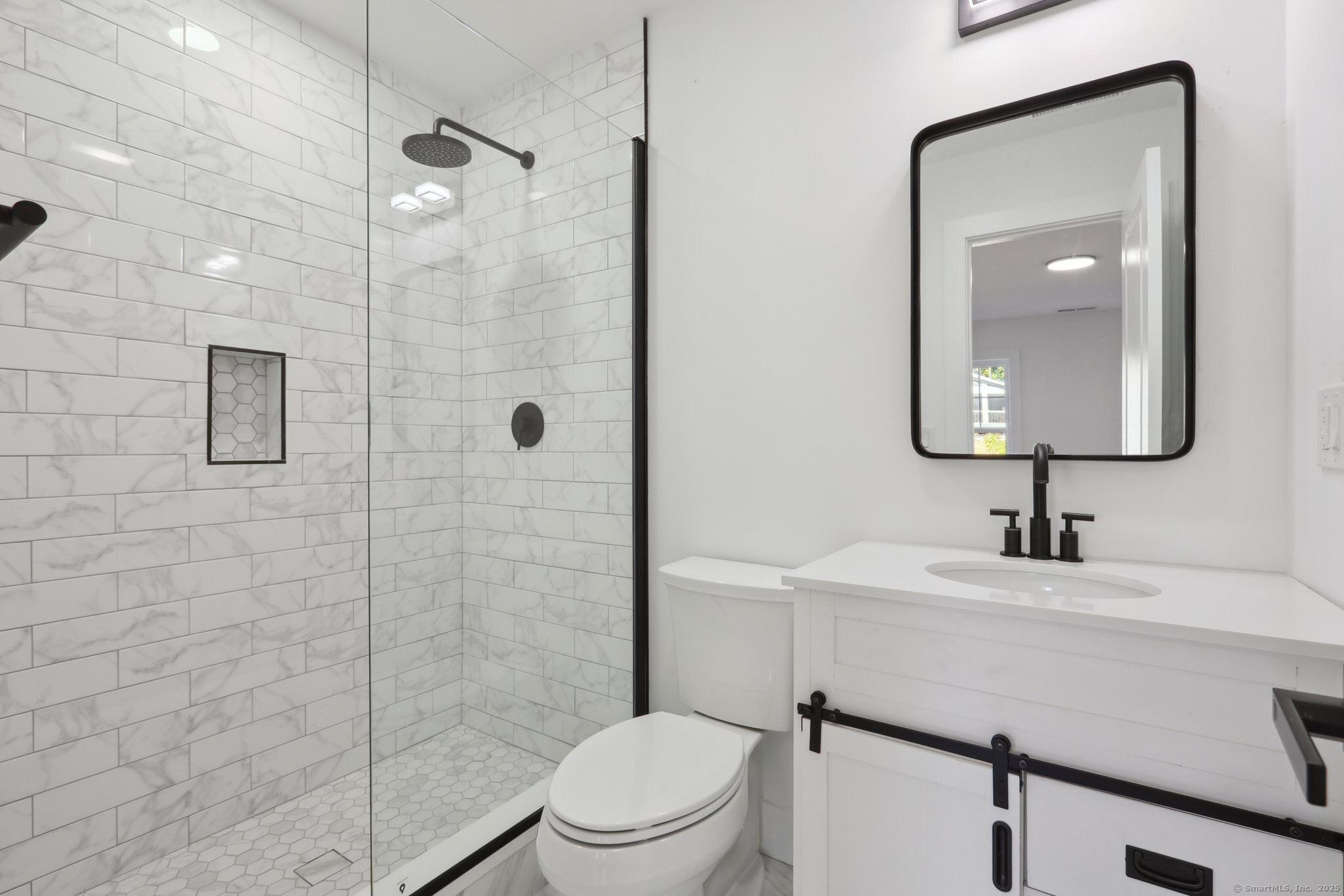 19A Apache Drive Brookfield CT 06804