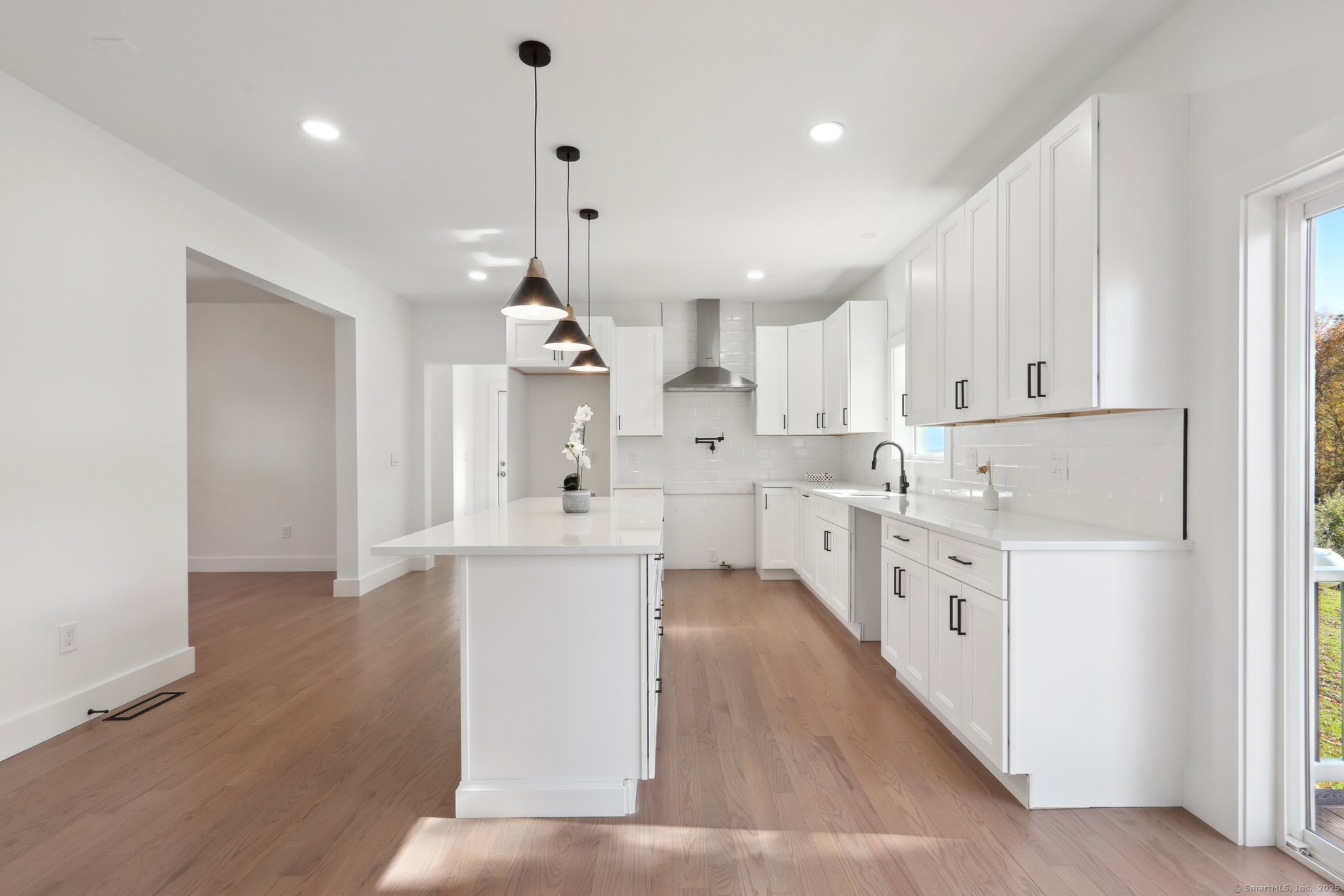 19A Apache Drive Brookfield CT 06804