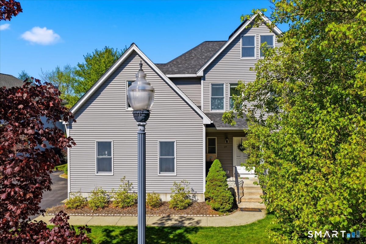 26 Giovanni Drive Waterford CT 06385