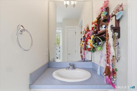 26 Giovanni Drive Waterford CT 06385