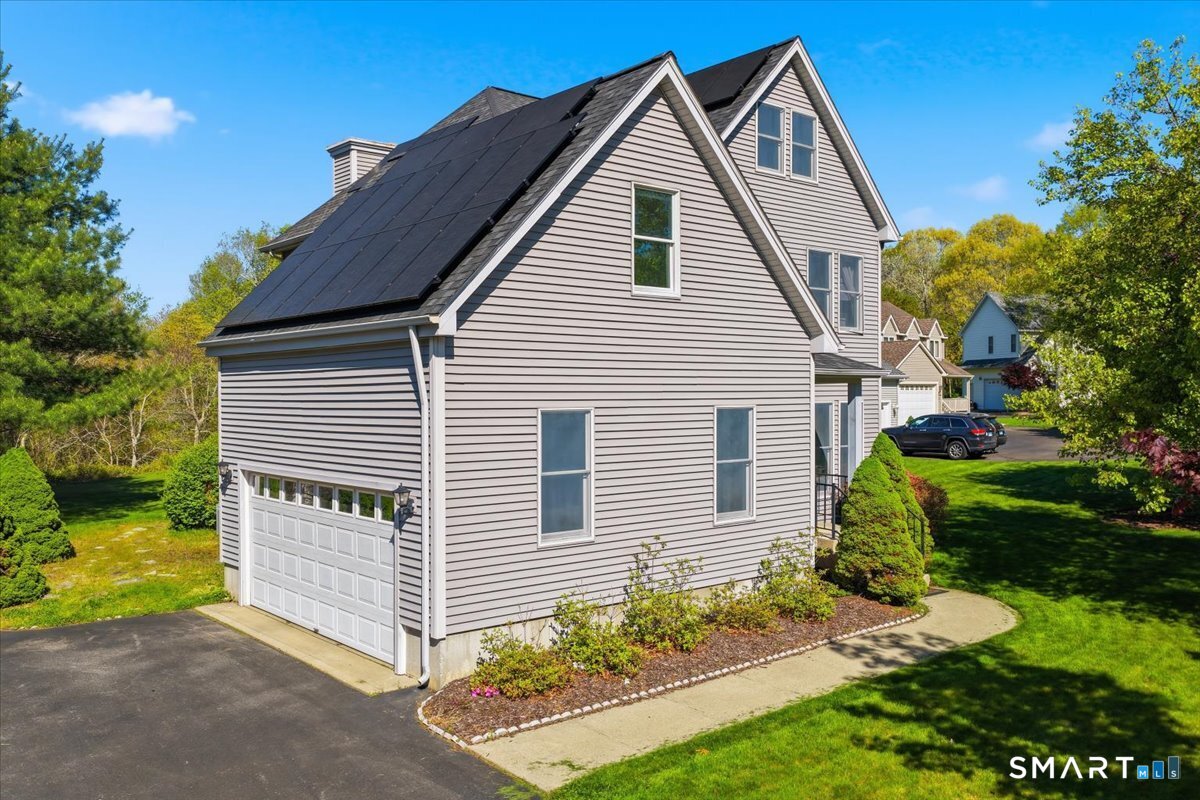 26 Giovanni Drive Waterford CT 06385