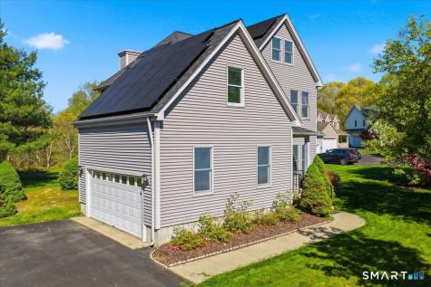 26 Giovanni Drive Waterford CT 06385