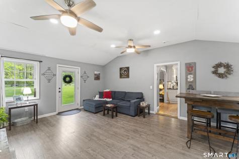 23 Hall Lane Newtown CT 06470