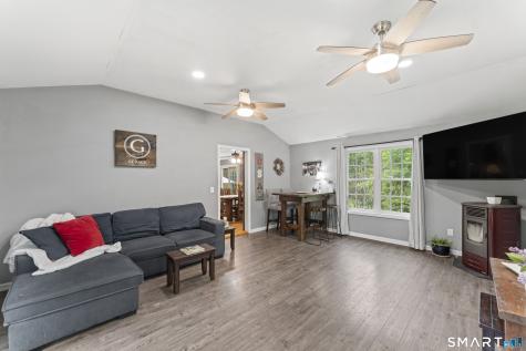 23 Hall Lane Newtown CT 06470