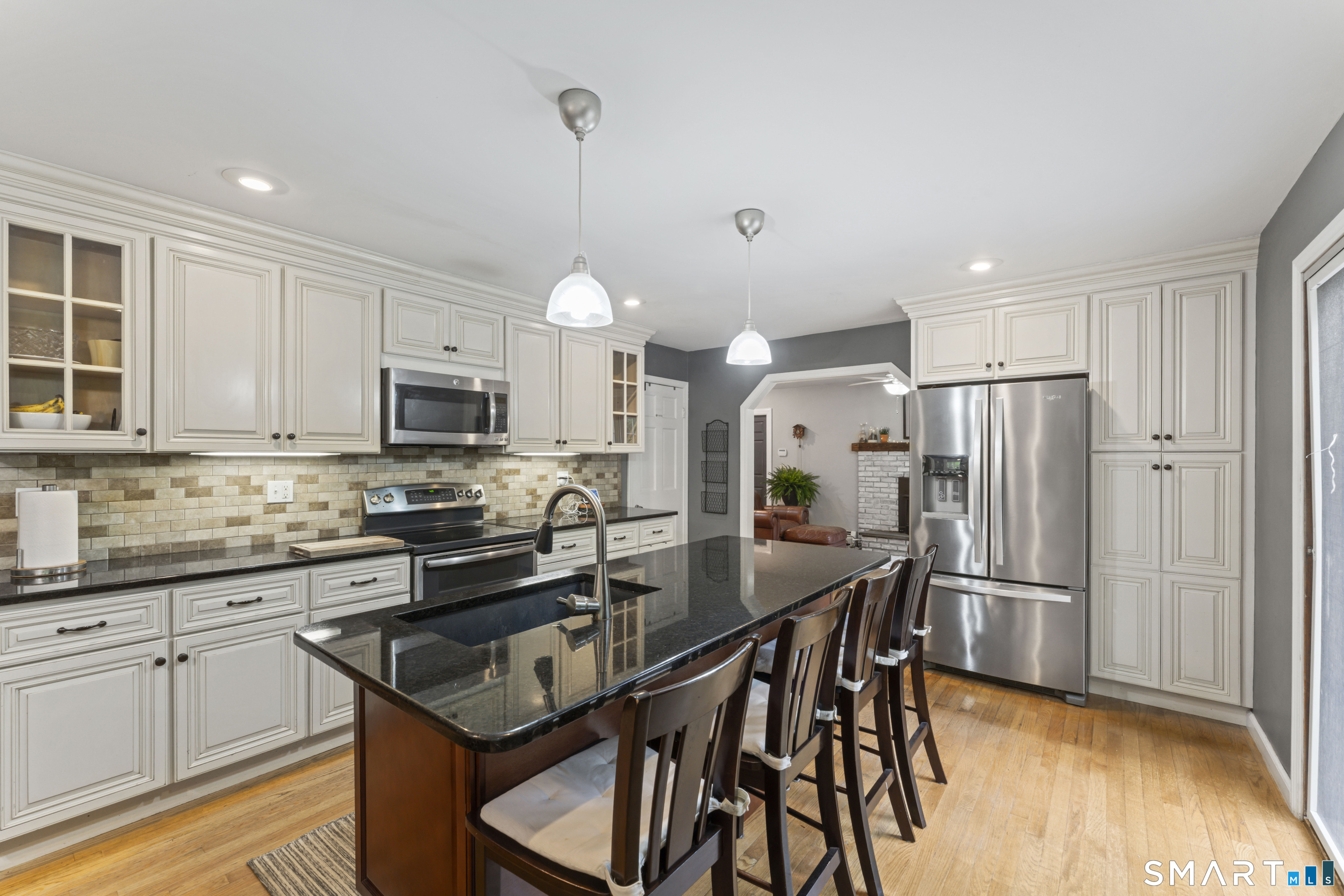 23 Hall Lane Newtown CT 06470