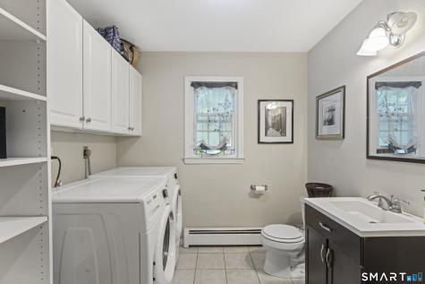 23 Hall Lane Newtown CT 06470