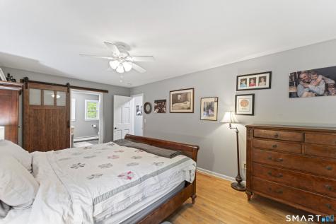 23 Hall Lane Newtown CT 06470