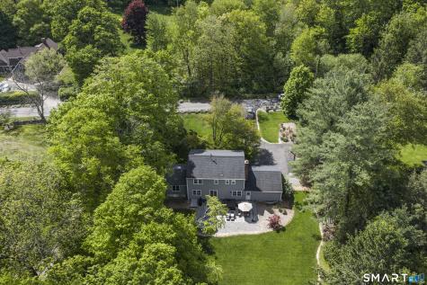 23 Hall Lane Newtown CT 06470