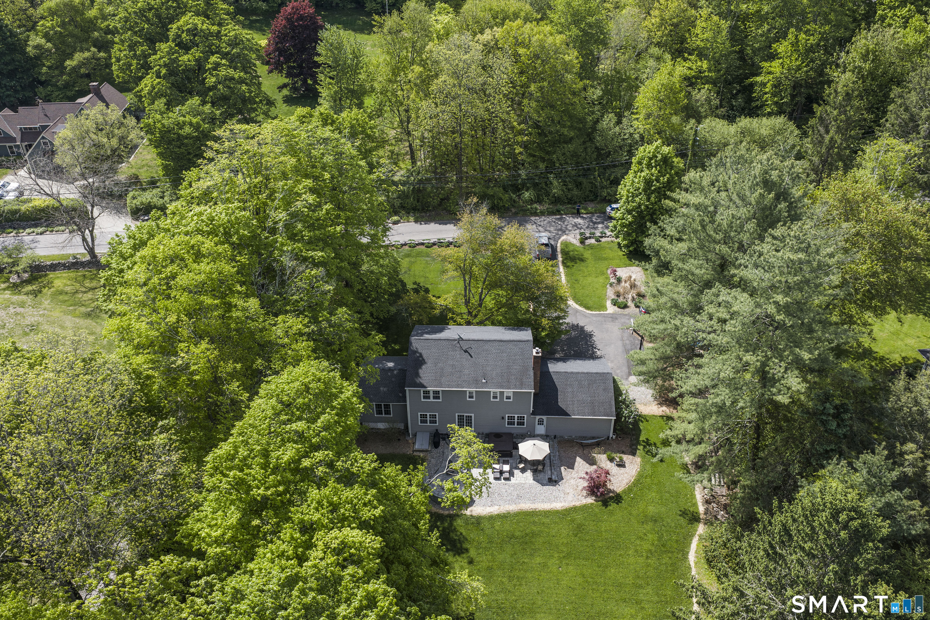 23 Hall Lane Newtown CT 06470