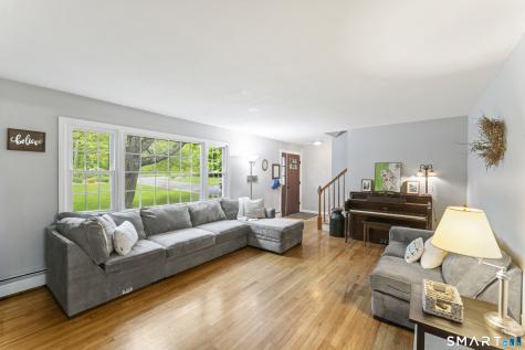 23 Hall Lane Newtown CT 06470