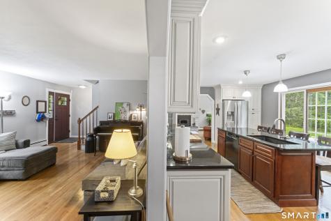 23 Hall Lane Newtown CT 06470