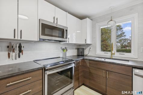 28 Kingston Road Trumbull CT 06611