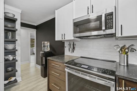 28 Kingston Road Trumbull CT 06611