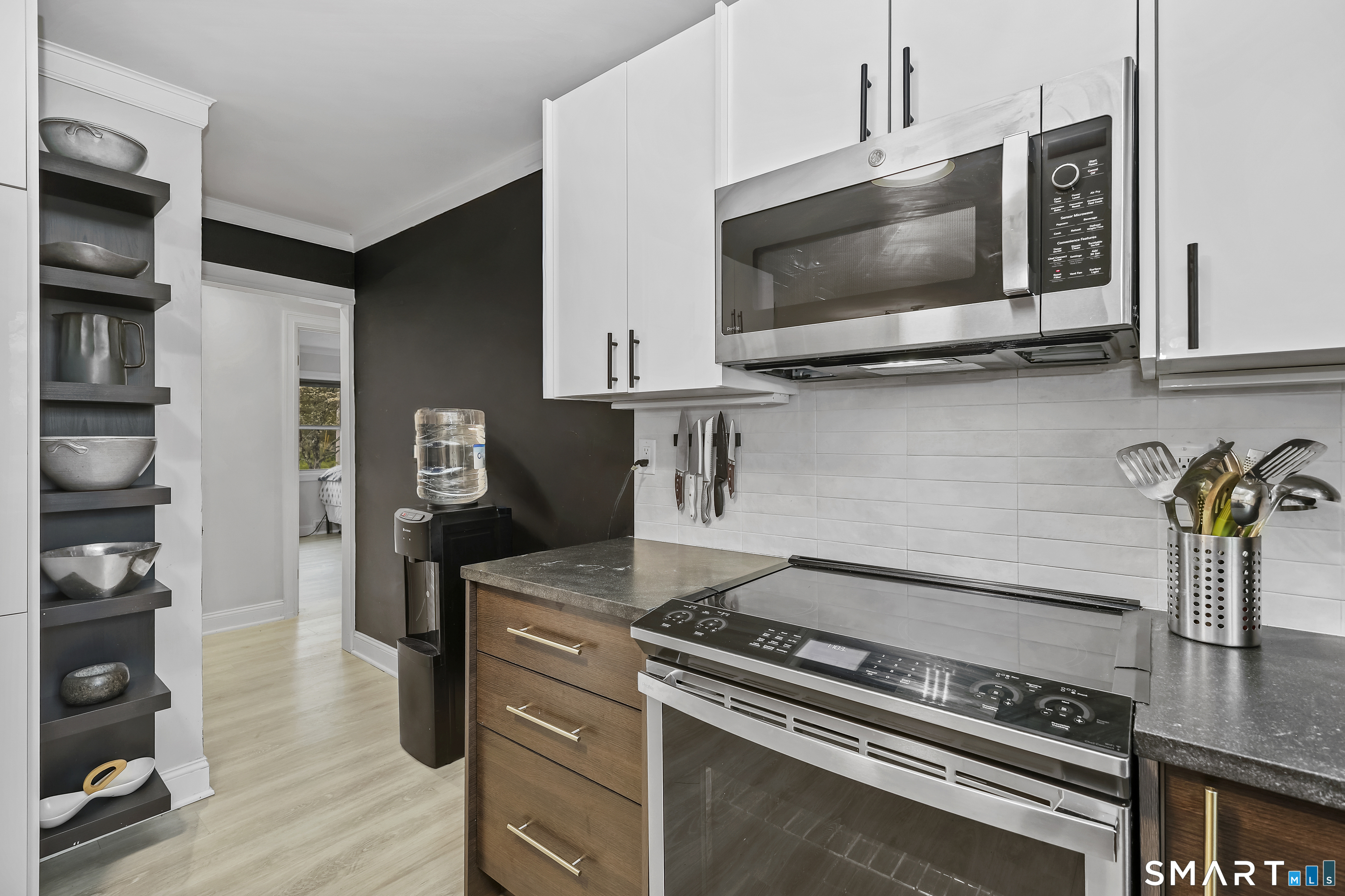 28 Kingston Road Trumbull CT 06611
